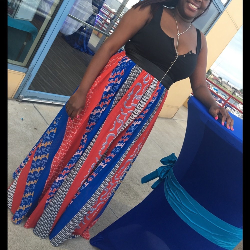 Hi waist maxi skirt