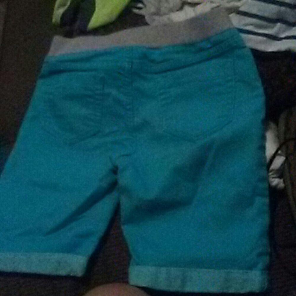shorts - Picture 2 of 2
