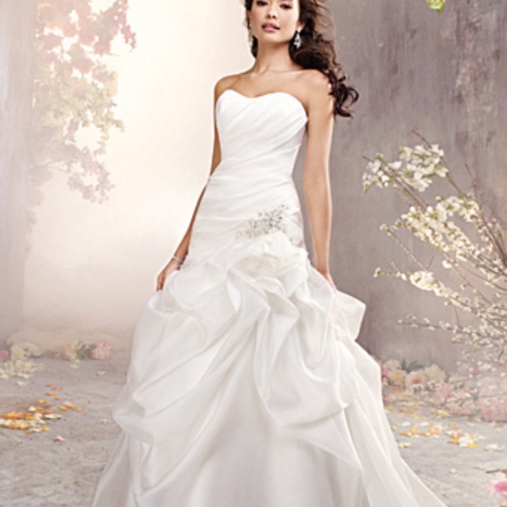 Alfred Angelo wedding gown