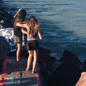 Meet your Posher, Tianyi