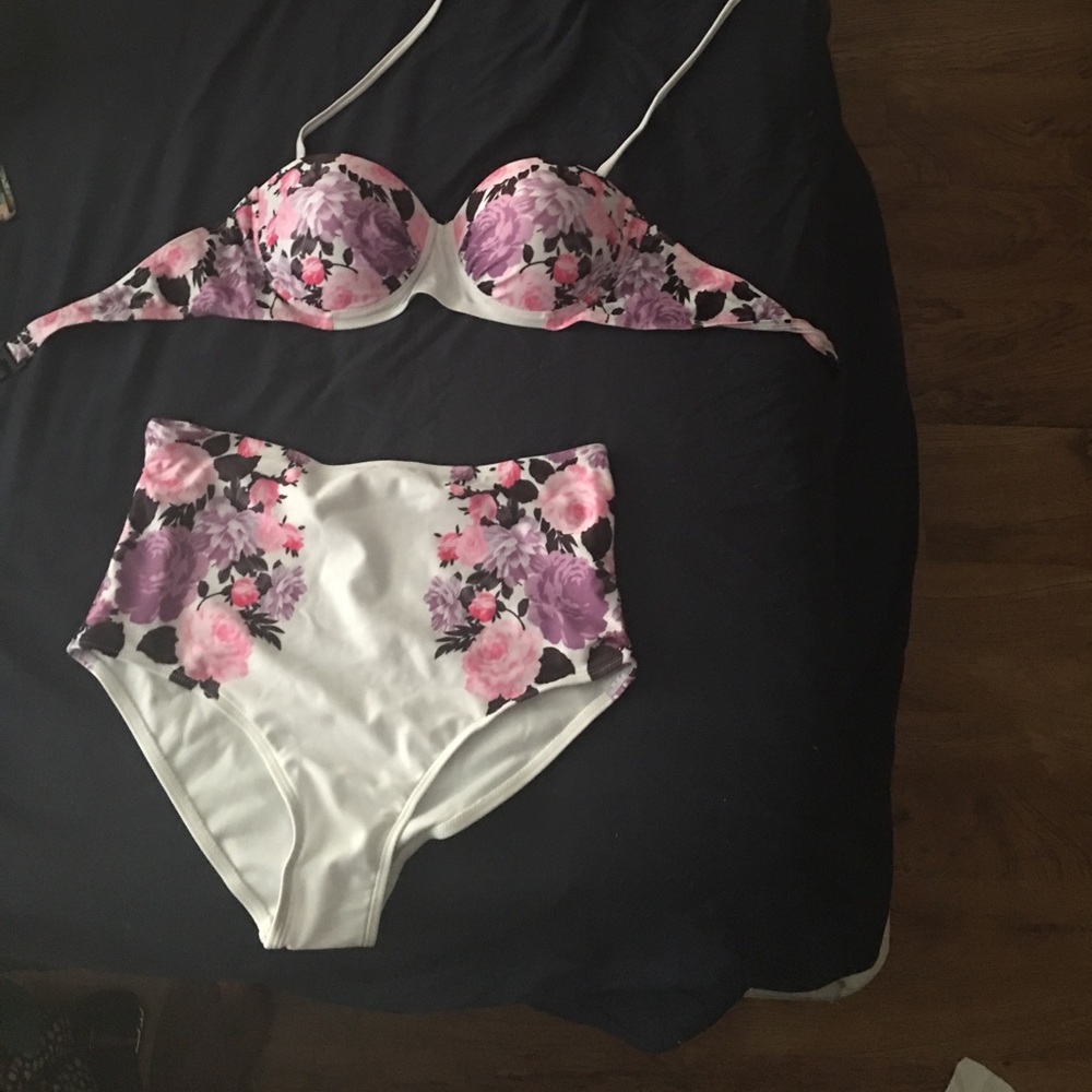 Floral print swimsuit High waist