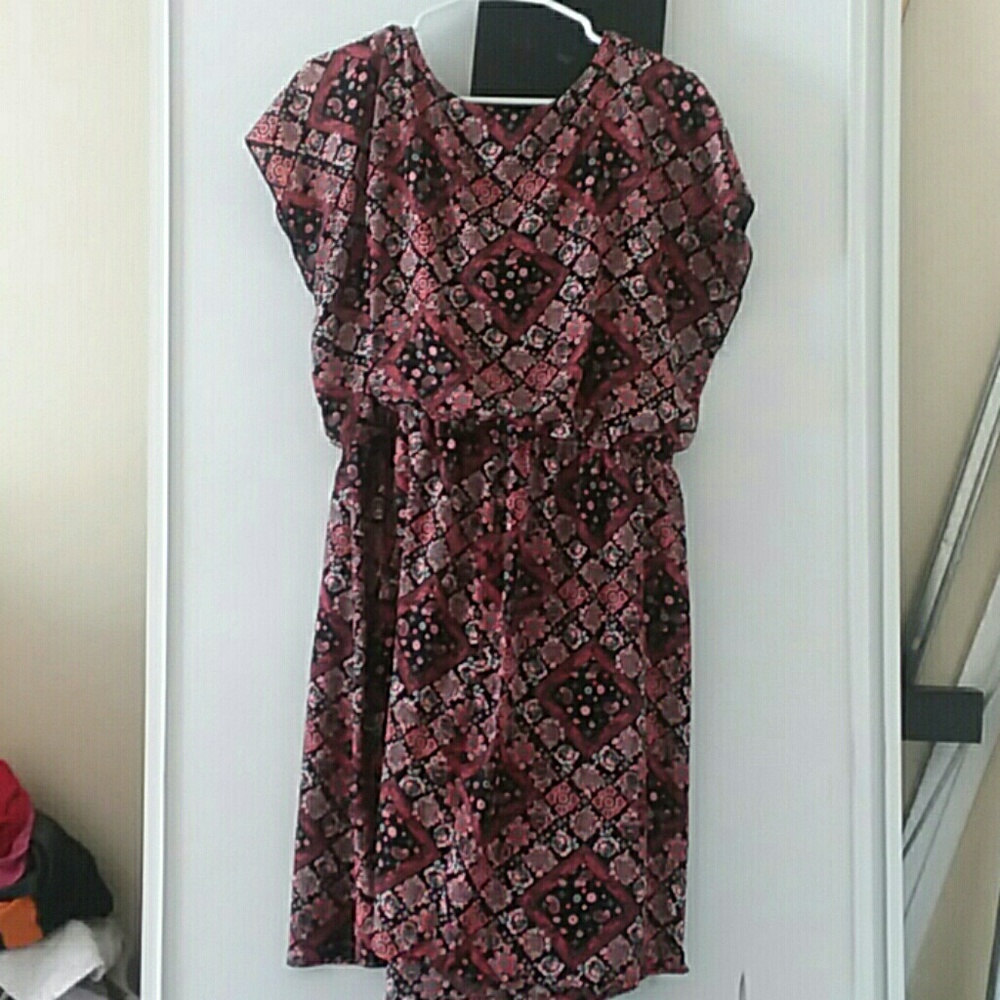 pink and black printed dress