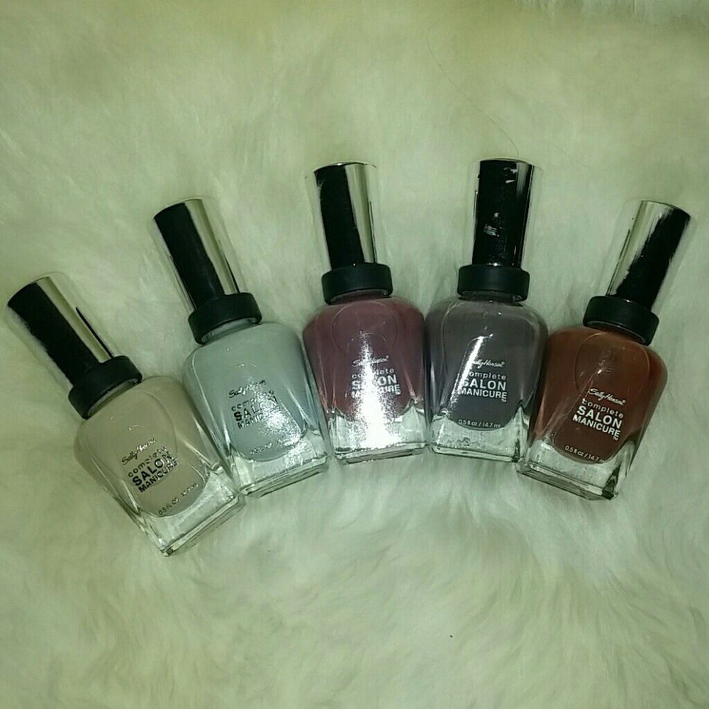 Moving sale! 5 Sally Hansen Nail Polish