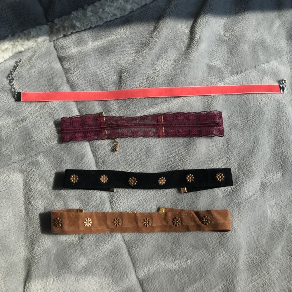 Chokers👾