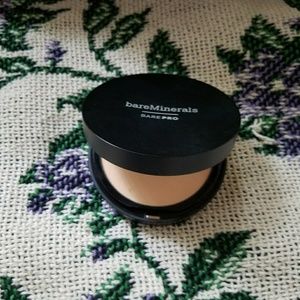 BarePro Powder Foundation