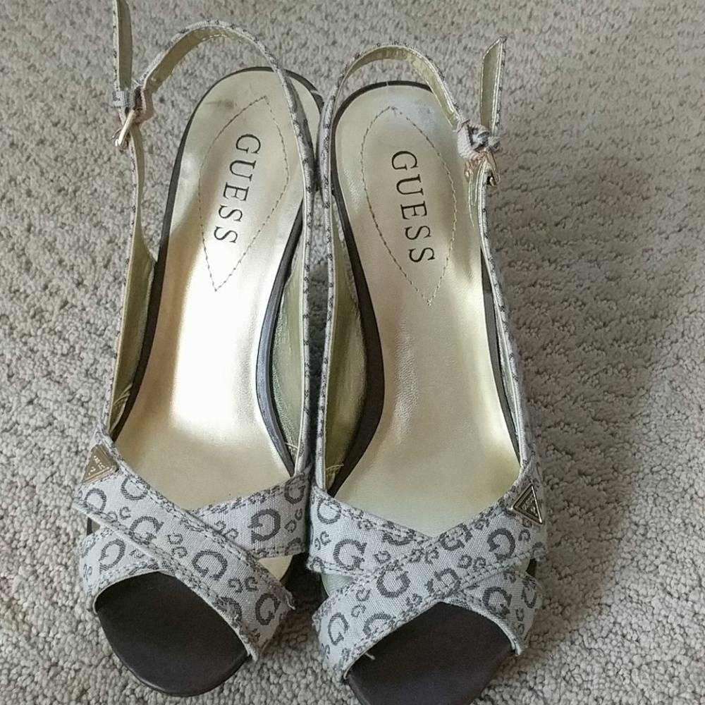 Guess wedge sandals