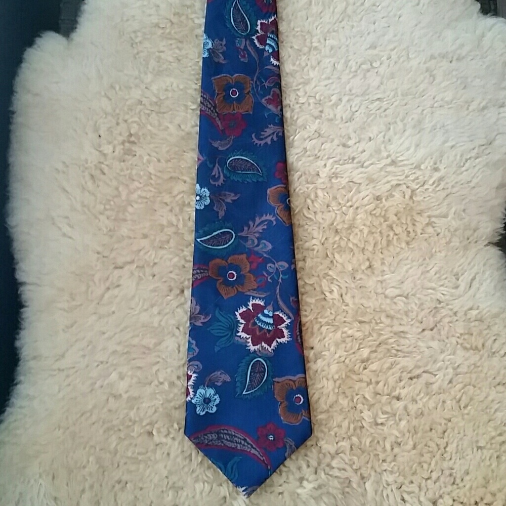 Tie