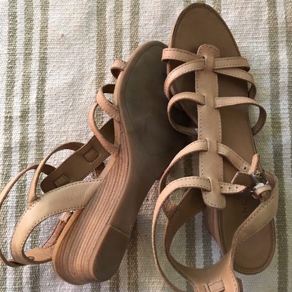 Franco Sarto Shoes - Beige leather shoes size 8M