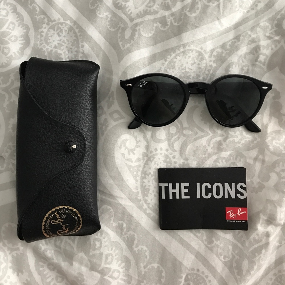 RESERVED Ray-Ban Style RB2180 GREAT CONDITION