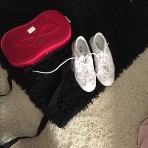 Infinity cheer shoes