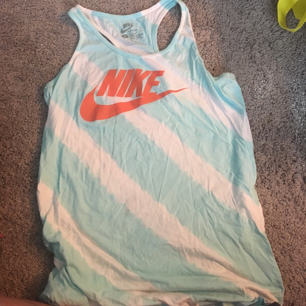 Nike Slimfit Tank