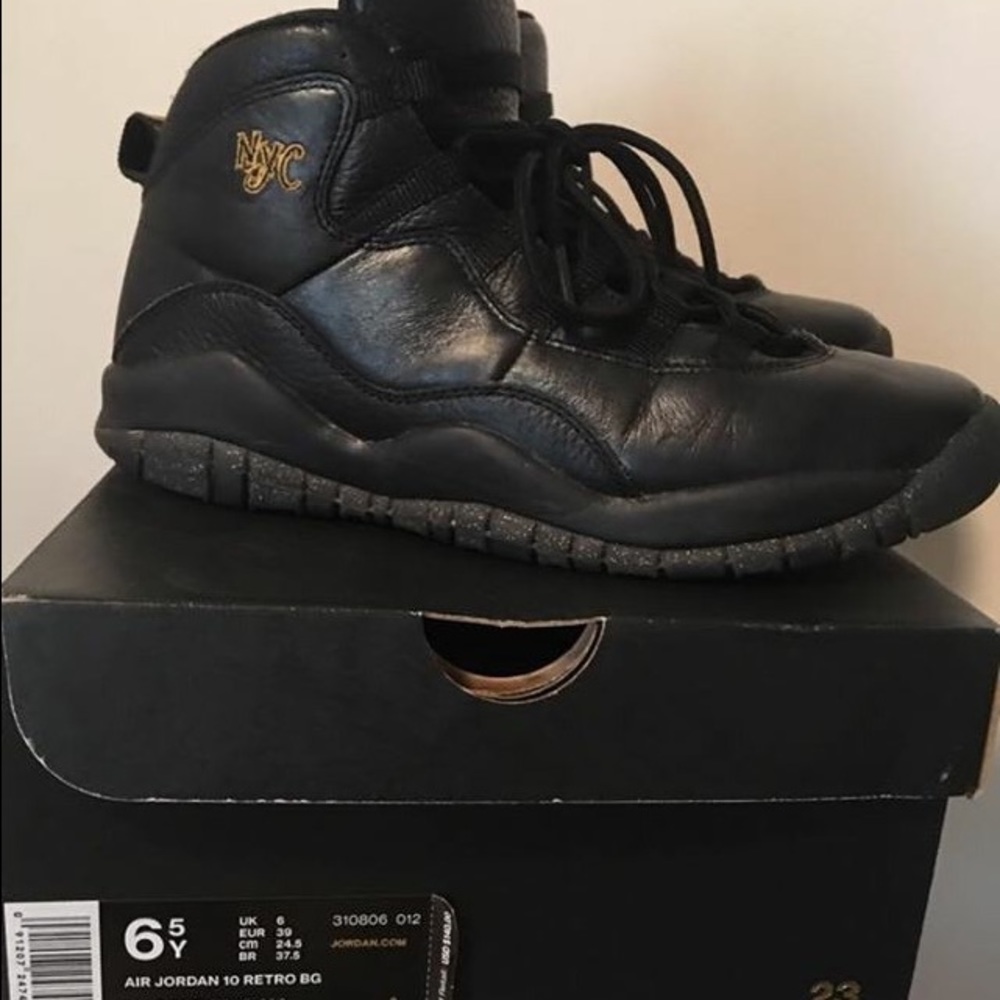 Jordan Retros