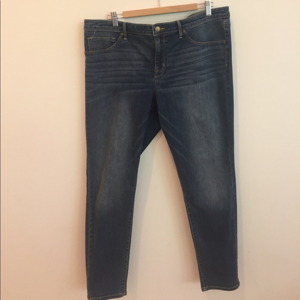 Mossimo Mid-Rise Jegging Size 18/34R