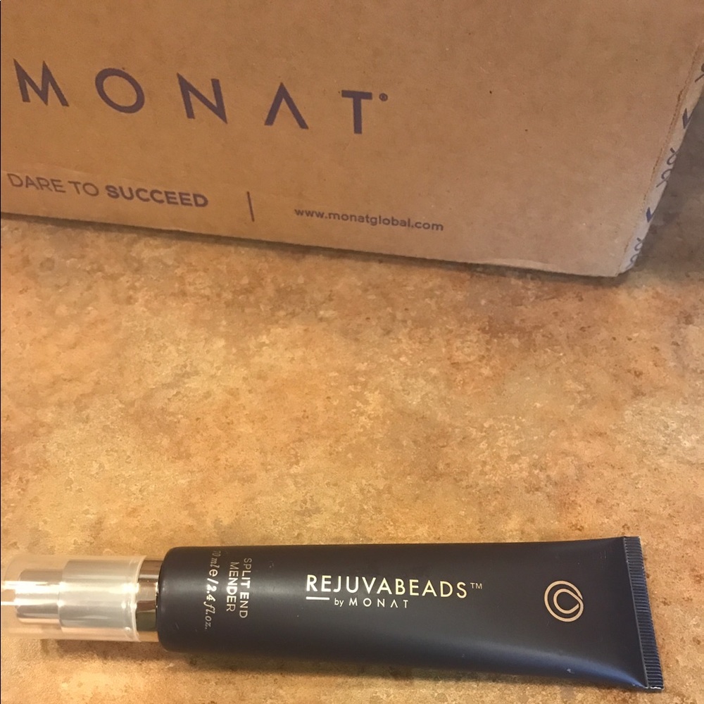 Monat rejuvabeads