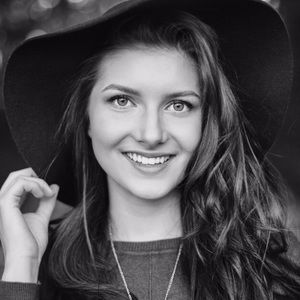 Meet your Posher, Lydia