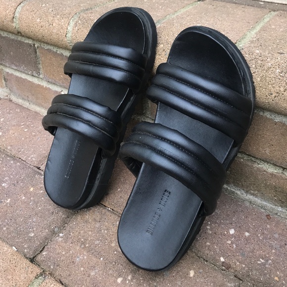 Black puffy slip ons - Picture 3 of 3