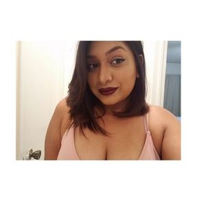 Meet your Posher, Kebrina