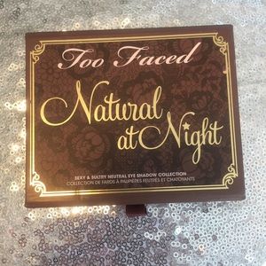 Too faced eyeshadow Palette