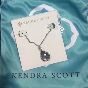 Kendra Scott necklace- black pearl and silver!