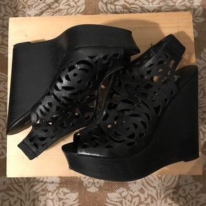 Steve Madden Laser Cutout Wedges