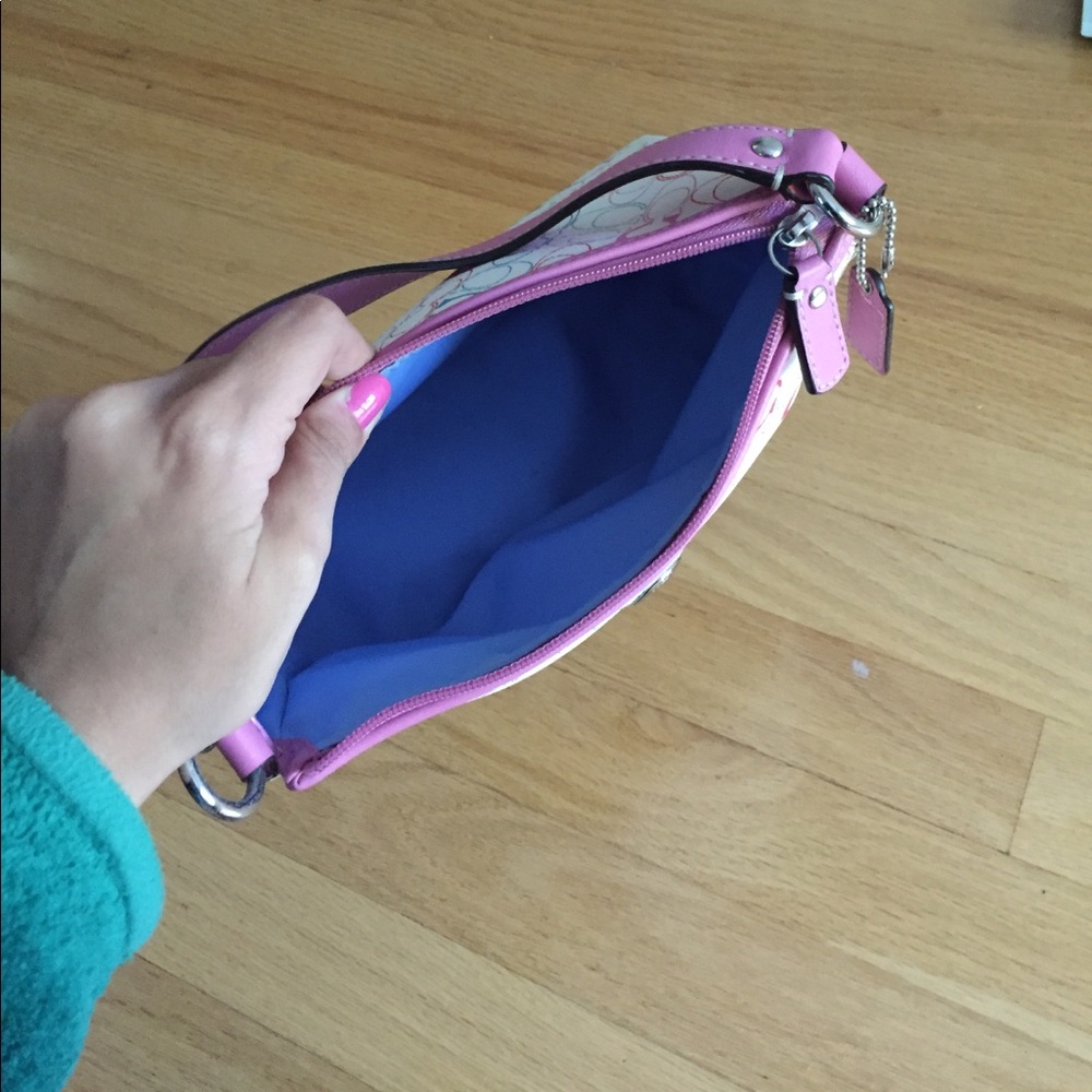 Coach Purse - Picture 4 of 4