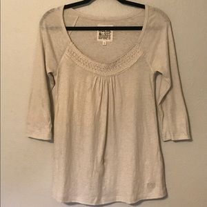 Ruehl taupe shirt