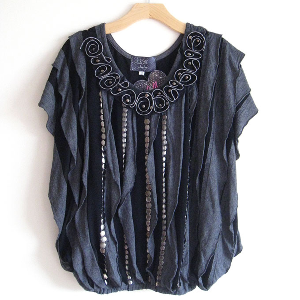 France LM Lulu Size S T-shirt Zipper