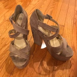 Zara Tan Suede Platform Heels size 8
