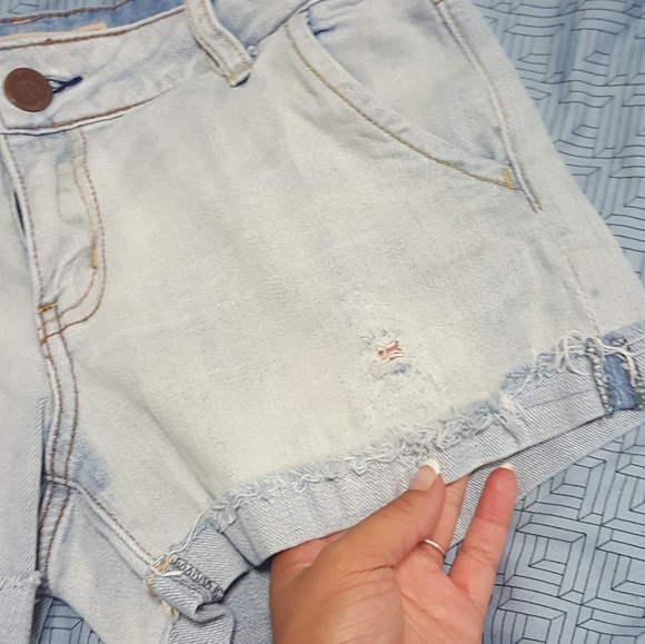 Jean shorts - Picture 2 of 3
