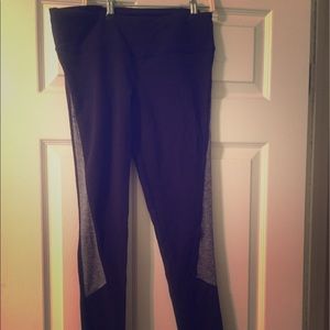 Pure barre full size leggings by splits59