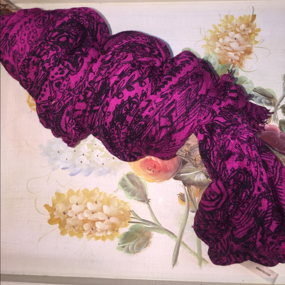 Oliver Bonas fashion scarf