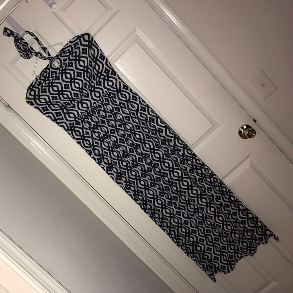 Vineyard vines halter maxi dress