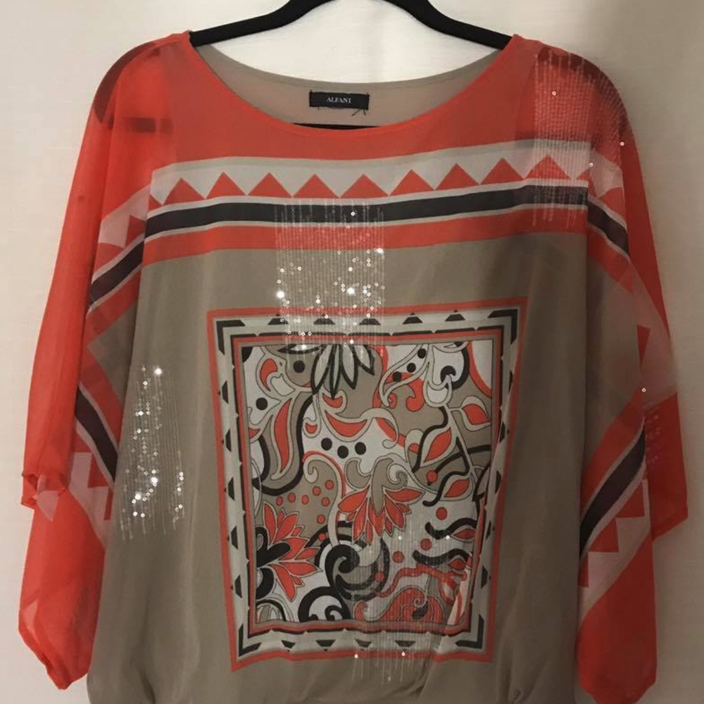 ALFANI drape sleeve blouse size M.