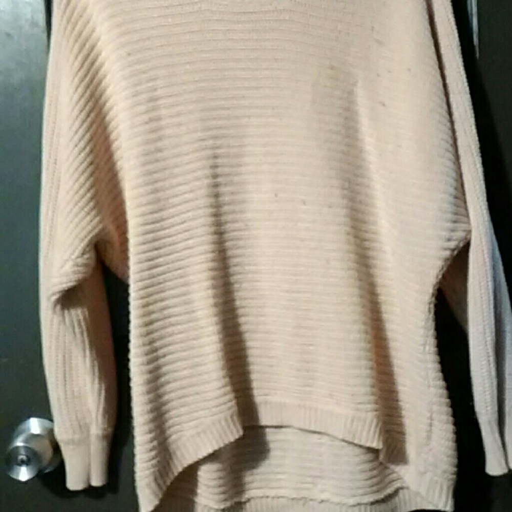 Pink sweater - Picture 3 of 3