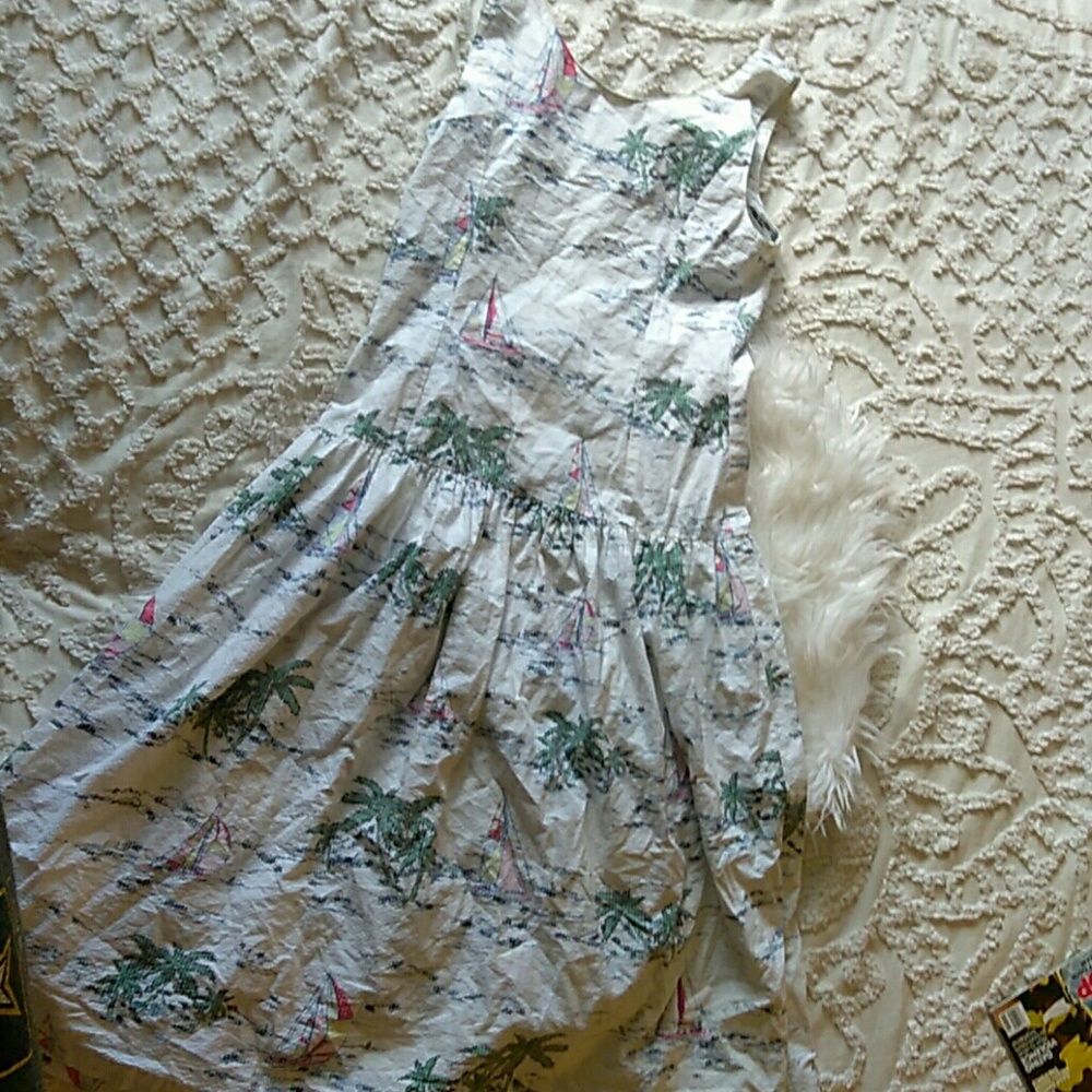 Vintage Small White Sailboat midi Dress