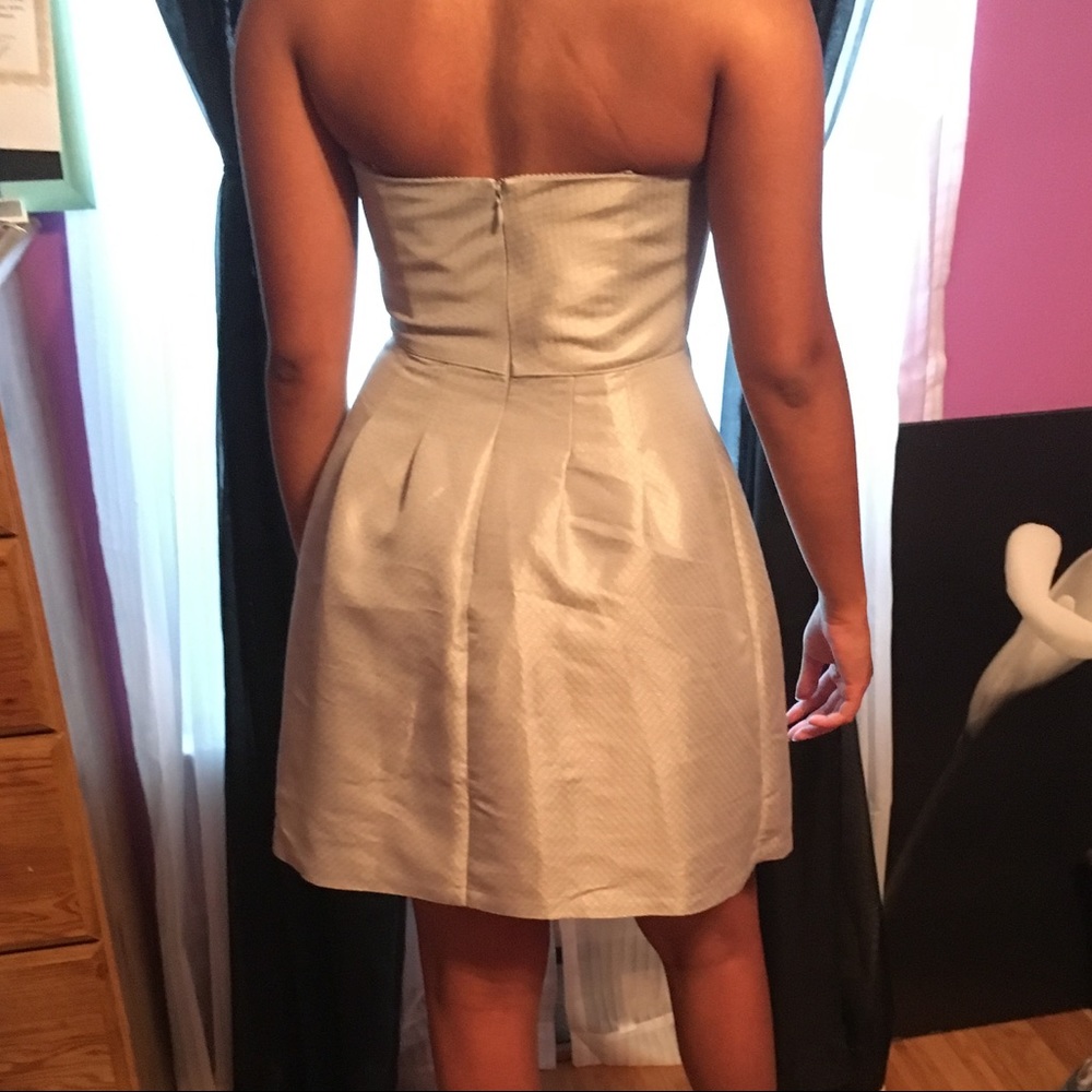 Strapless silver formal dress - Picture 2 of 2