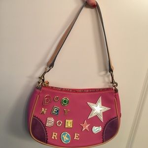 Crescent Zip Top Dooney & Bourke Pink Handbag