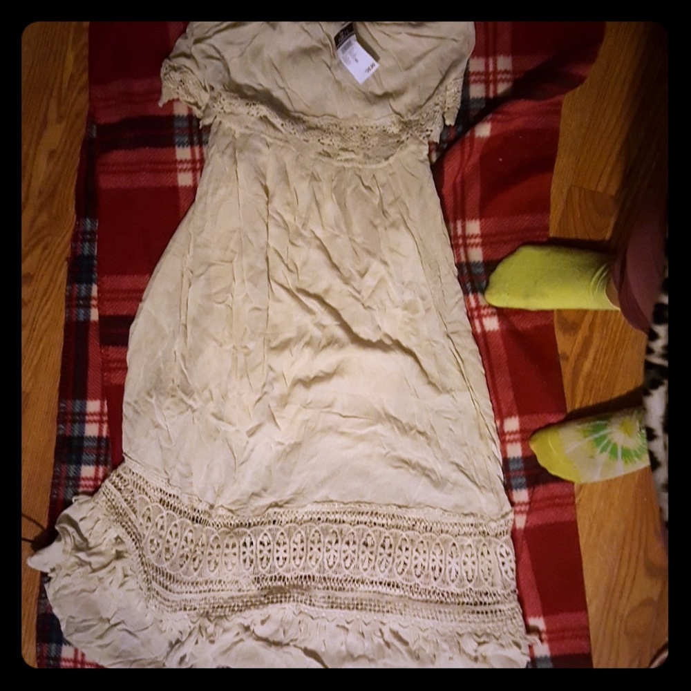 Cute strapless dress