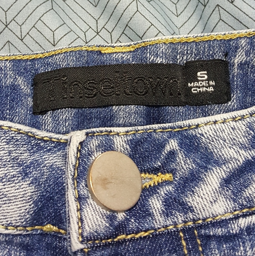 Jean shorts - Picture 3 of 4