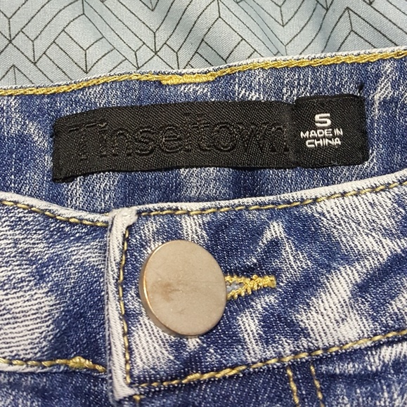 Jean shorts - Picture 3 of 4