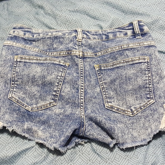 Jean shorts - Picture 4 of 4