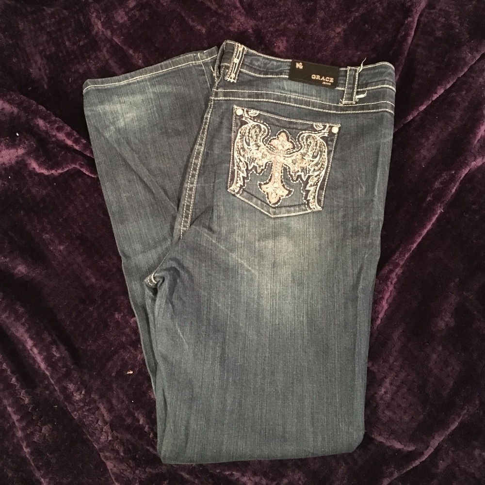 Grace in LA plus size jeans