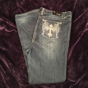 Grace in LA plus size jeans