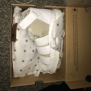 BRAND NEW dr martens clarissa sandal white