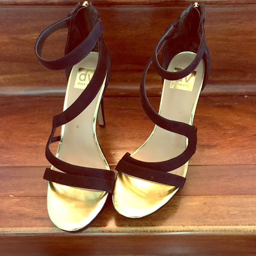 Dolce Vita🌸🌸Black Gold Pumps 🌸🌸Heels
