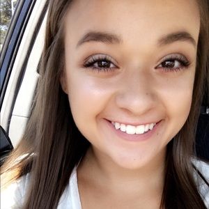 Meet your Posher, Bailey