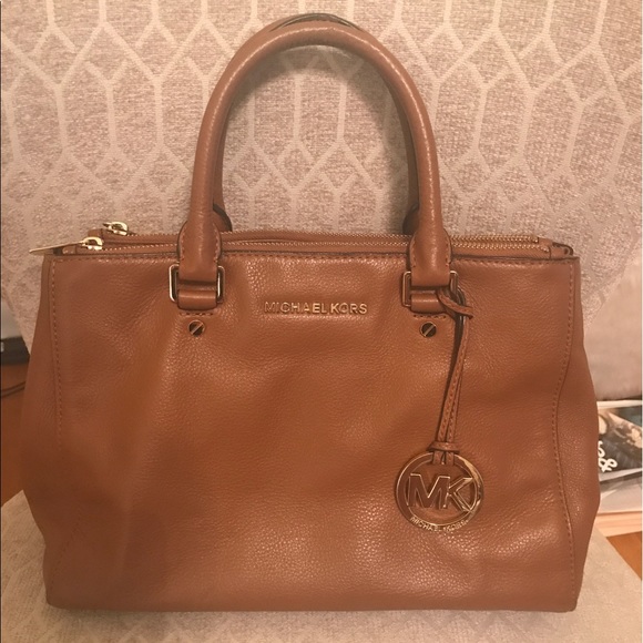 Michael Kors Dressy Bedford Satchel - Picture 1 of 3