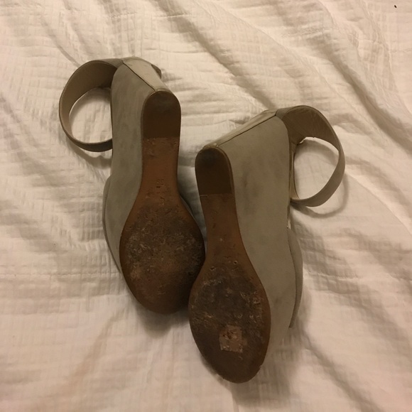 Jimmy Choo Grey suede wedge heels size 9 (size 39) - Picture 7 of 7