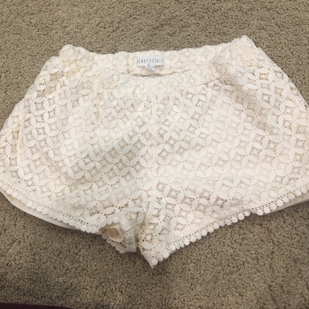 SUPER CUTEAEROPOSTALE SHORTS