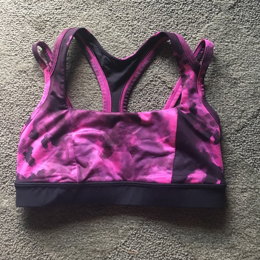 Lululemon sport bra size 4